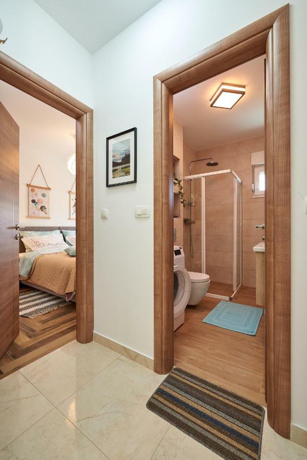 Golubica Apartment Trogir Exterior photo